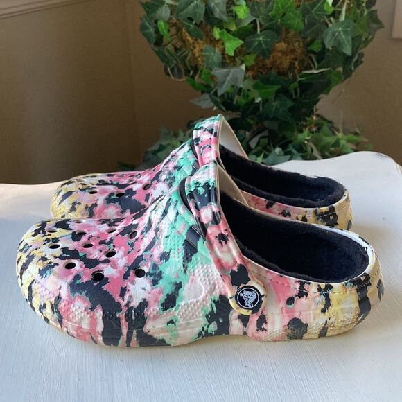 Crocs Dual Comfort Classic Lined Tie-Dye Multi Color Unisex Slip On Crocs - Picture 7 of 12